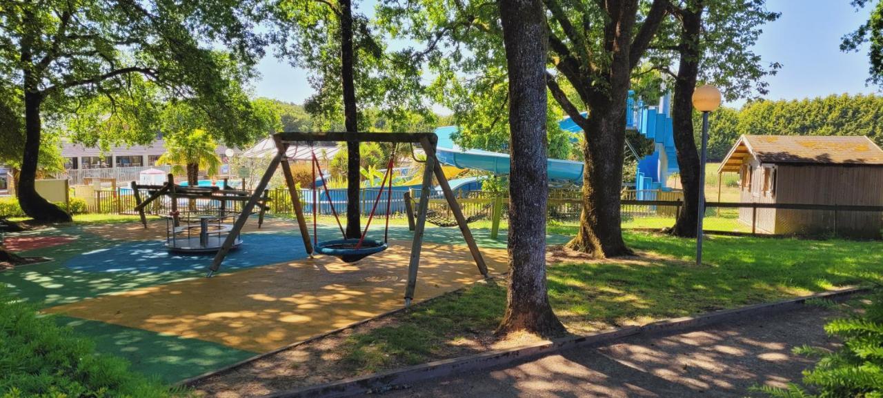 Mobil Home Xxl 4 Chambres - Camping Les Jardins Du Morbihan Monterblanc Εξωτερικό φωτογραφία